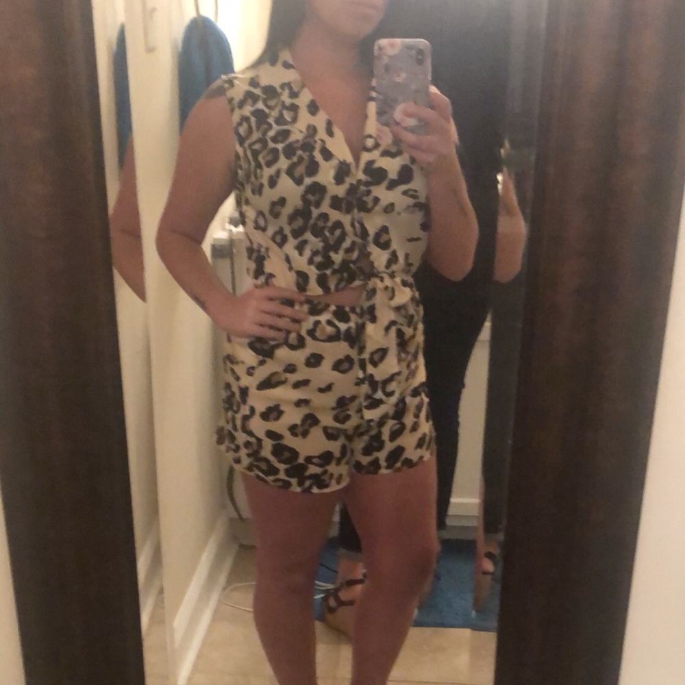 Leopard romper